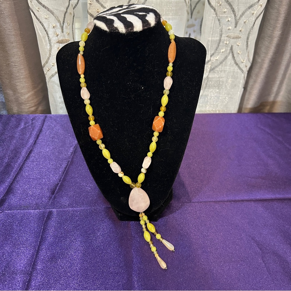 Jay King DTR Necklace Yellow
Bauhinia Stone Quartz
Southwestern Style Design